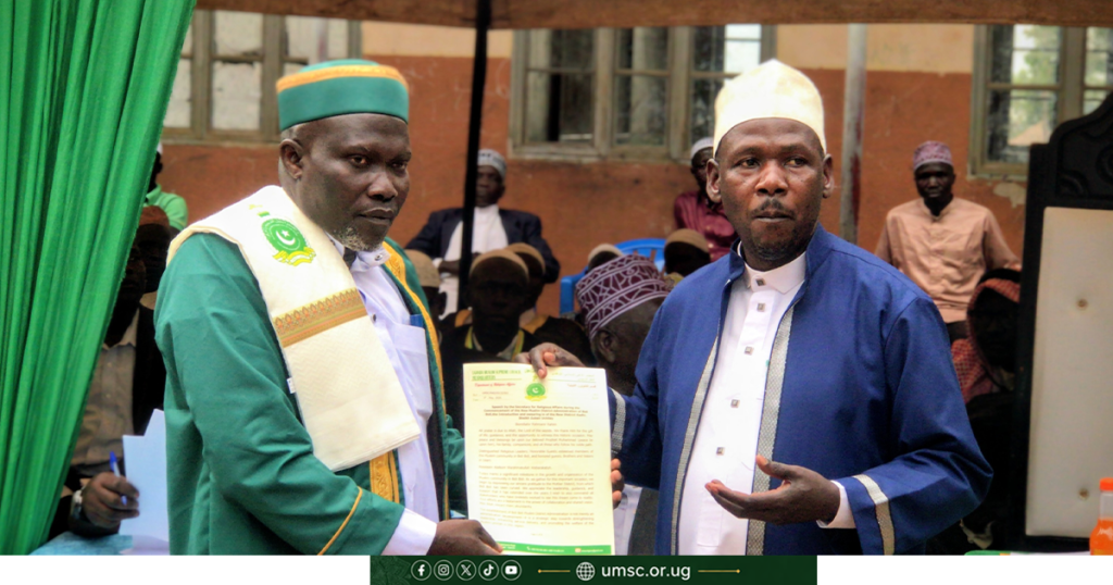 Sheikh Zubeir Achile sworn in as first Kadhi of Bidi Bidi Muslim District