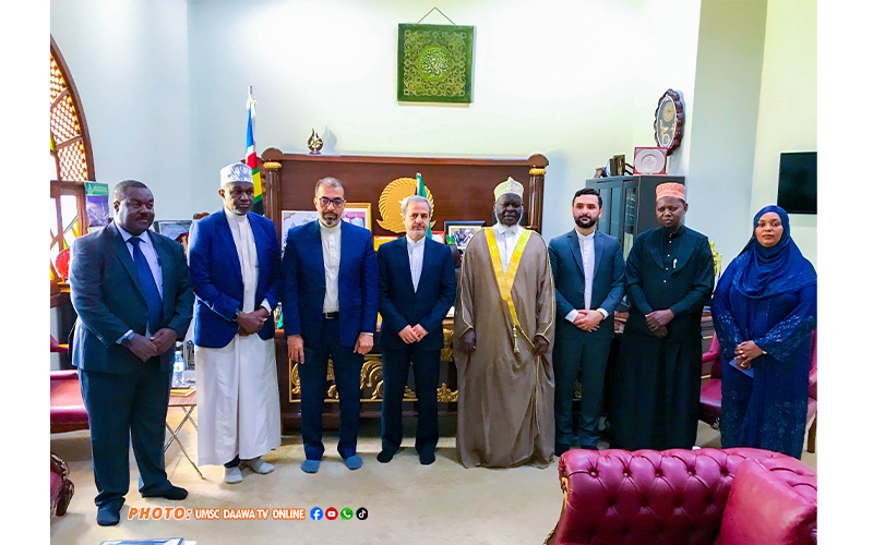 Iranian Ambassador Majid Saffar Bids Farewell to Mufti Mubaje
